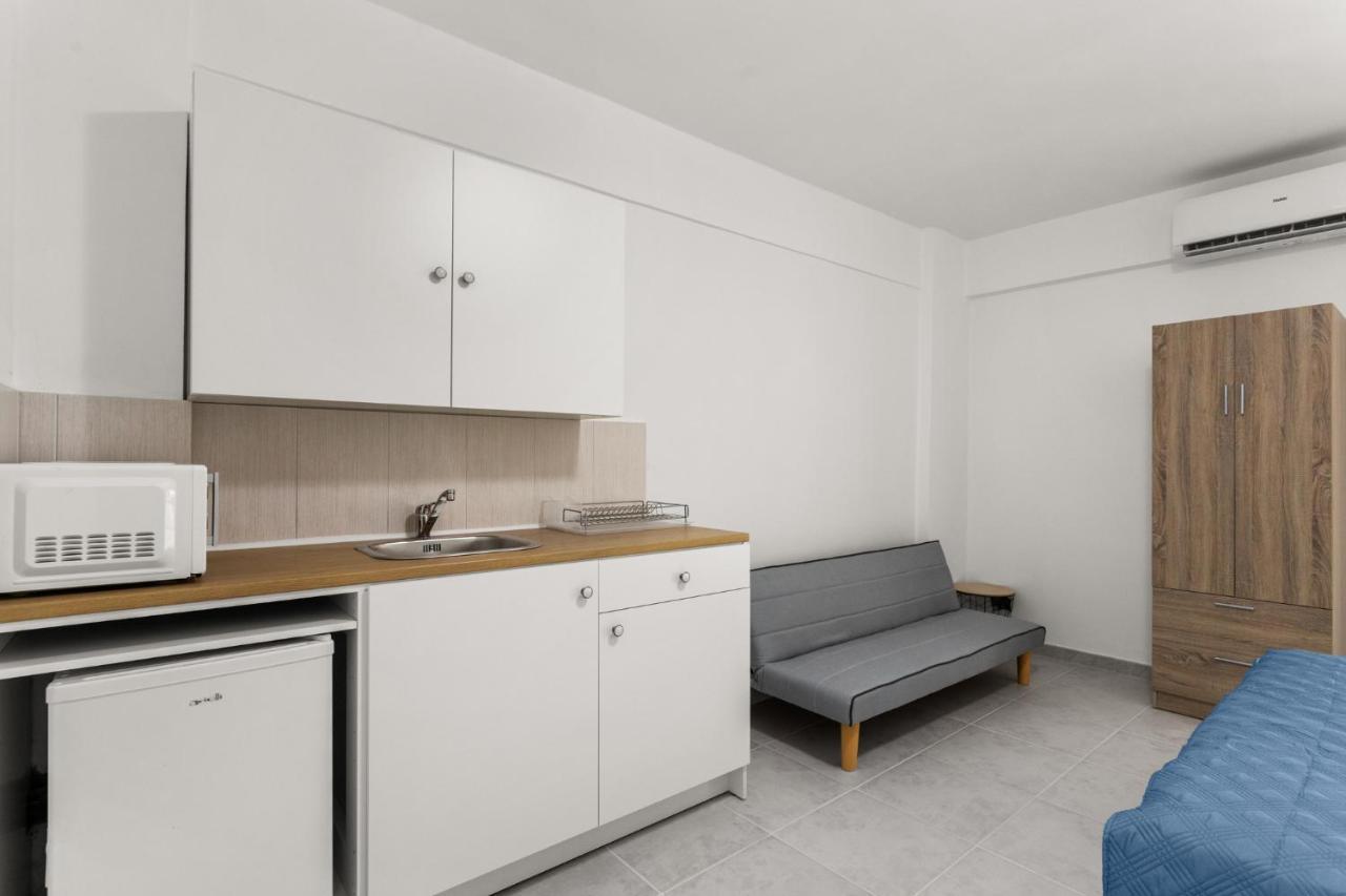 Nikolas Apartments Stoupa Lévktron Eksteriør billede
